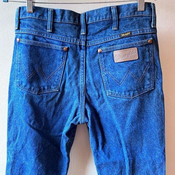 Women’s Vintage Wrangler Jeans - Picture 7 of 8